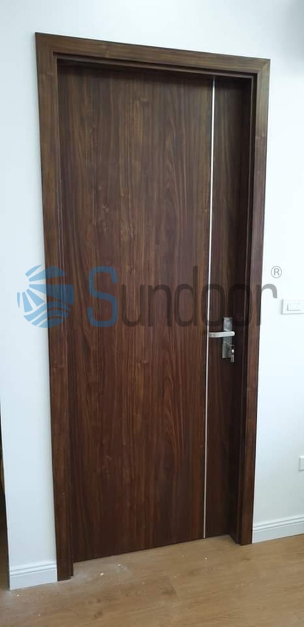 Cửa gỗ composite Sundoor-1