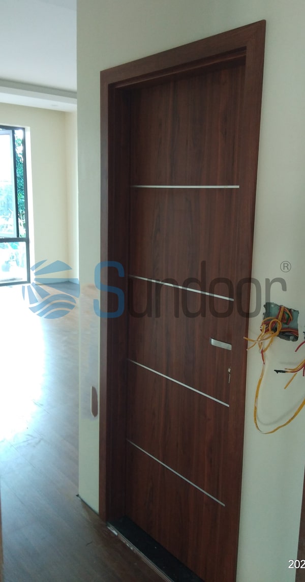 Cửa gỗ Composite Sundoor-10