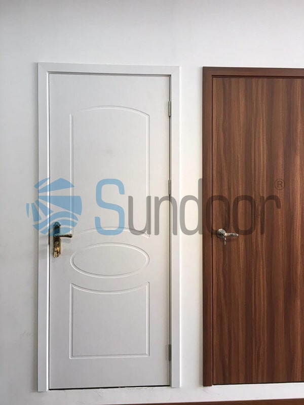 Cửa gỗ composite sundoor-18