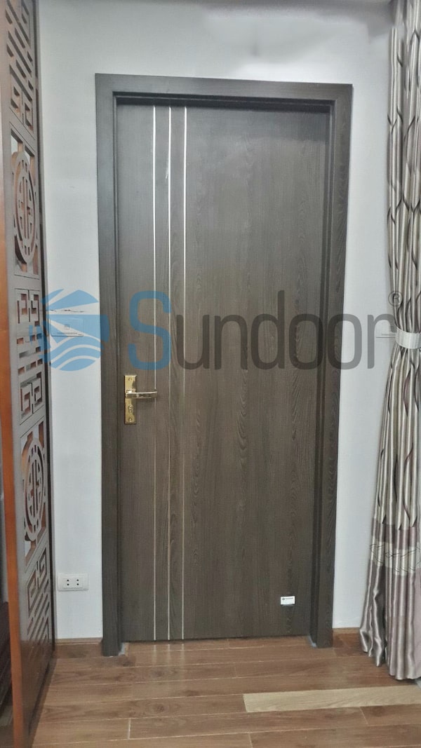 Cửa gỗ composite Sundoor-3
